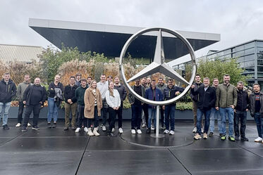 Team day under a lucky start